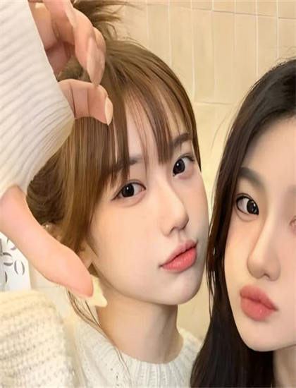 历史片技术揭秘：《阿妮娜》的创作历程与幕后故事 ——深入探索历史片的艺术世界